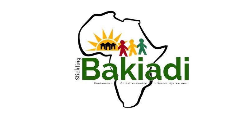 Afrikaan neemt duik in ijskoude water voor Stichting Bakiadi